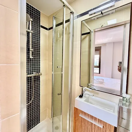 Center Of Iii - Eaw Homes Marbella