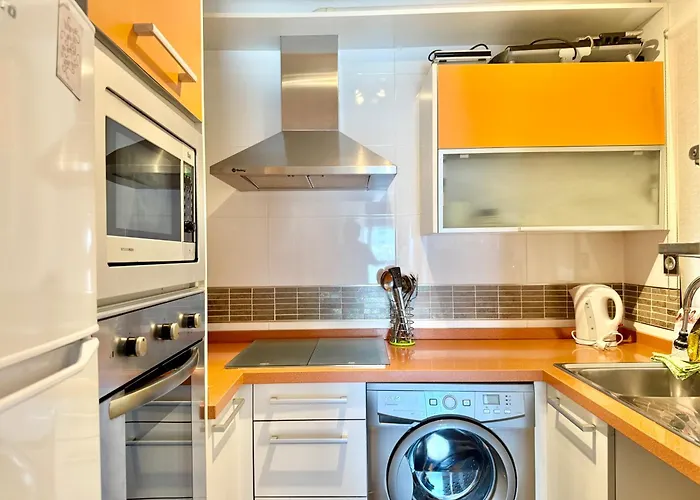 Center Of Iii - Eaw Homes * Marbella