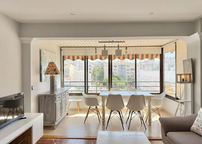 Center Of Iii - Eaw Homes Apartament